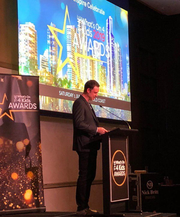 Andy presentingsmall